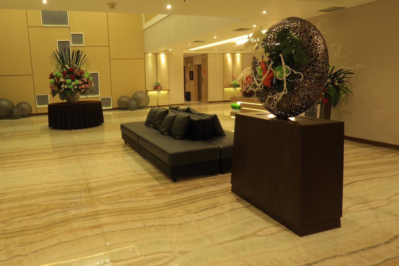 ปาซาร์ บารู สแควร์ โฮเต็ล บันดุง Hotel ภายนอก รูปภาพ