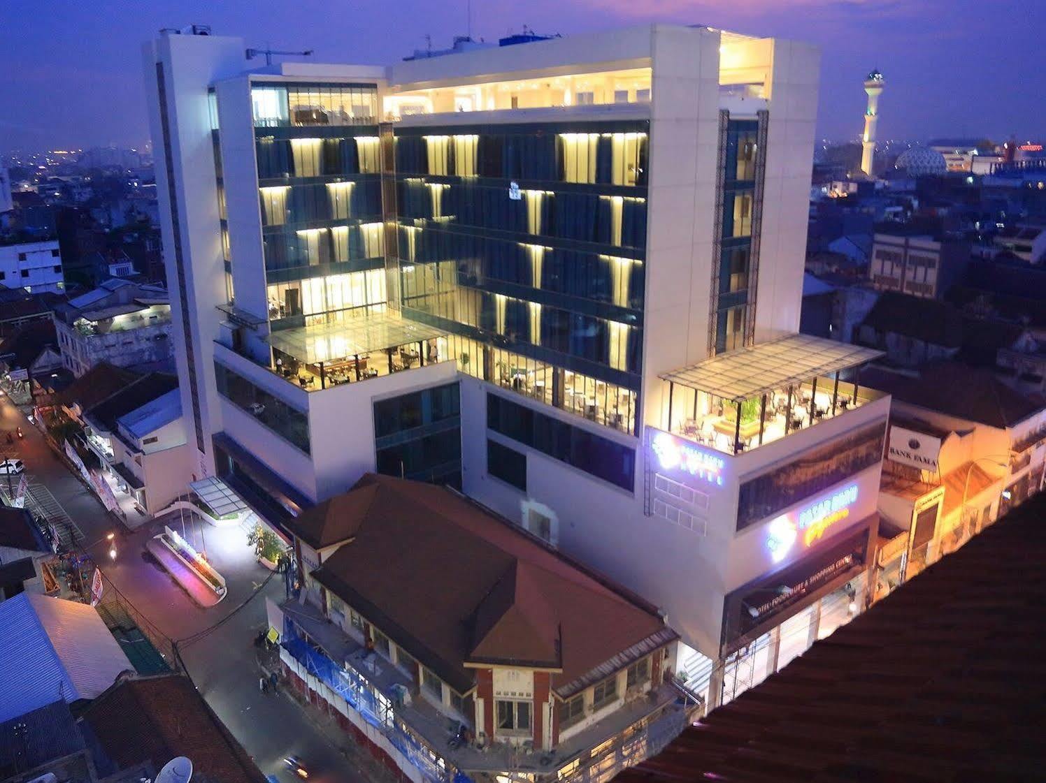 ปาซาร์ บารู สแควร์ โฮเต็ล บันดุง Hotel ภายนอก รูปภาพ